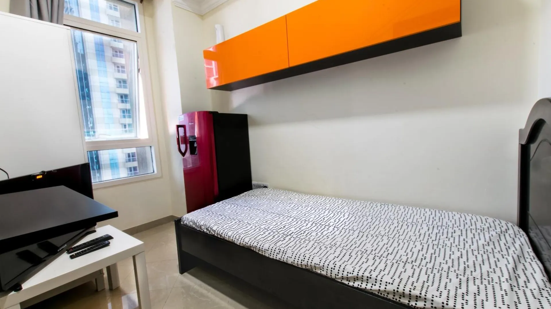 Nice Single Rooms For 