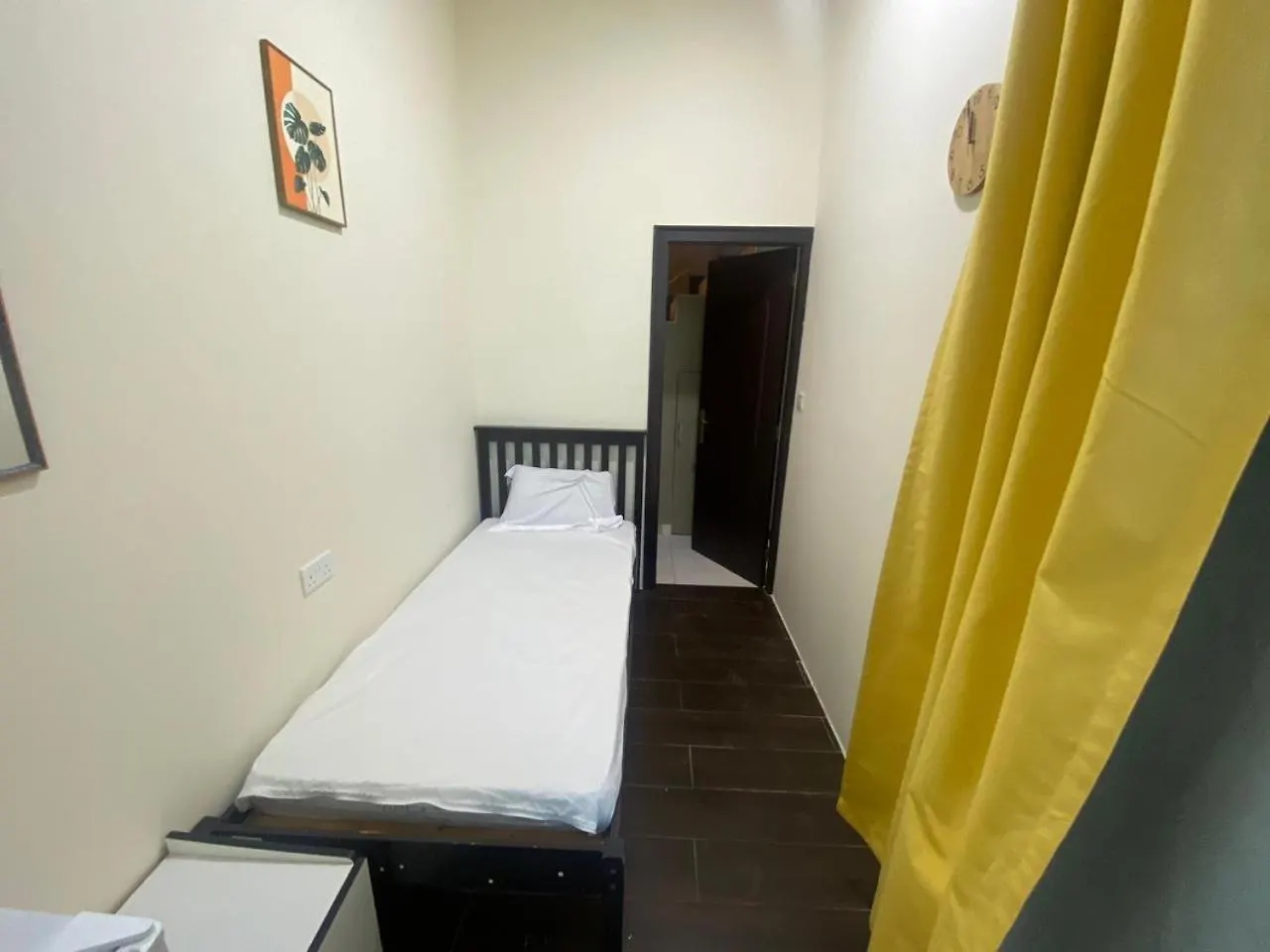 Nice Single Rooms For 