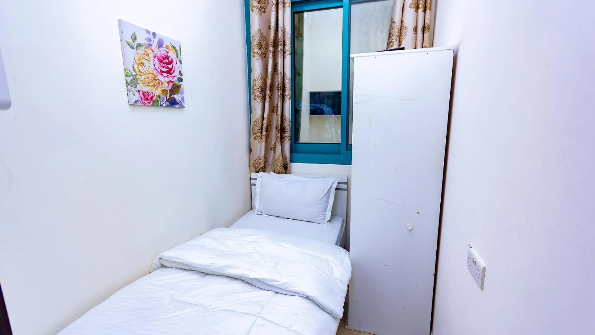 Nice Single Rooms For 