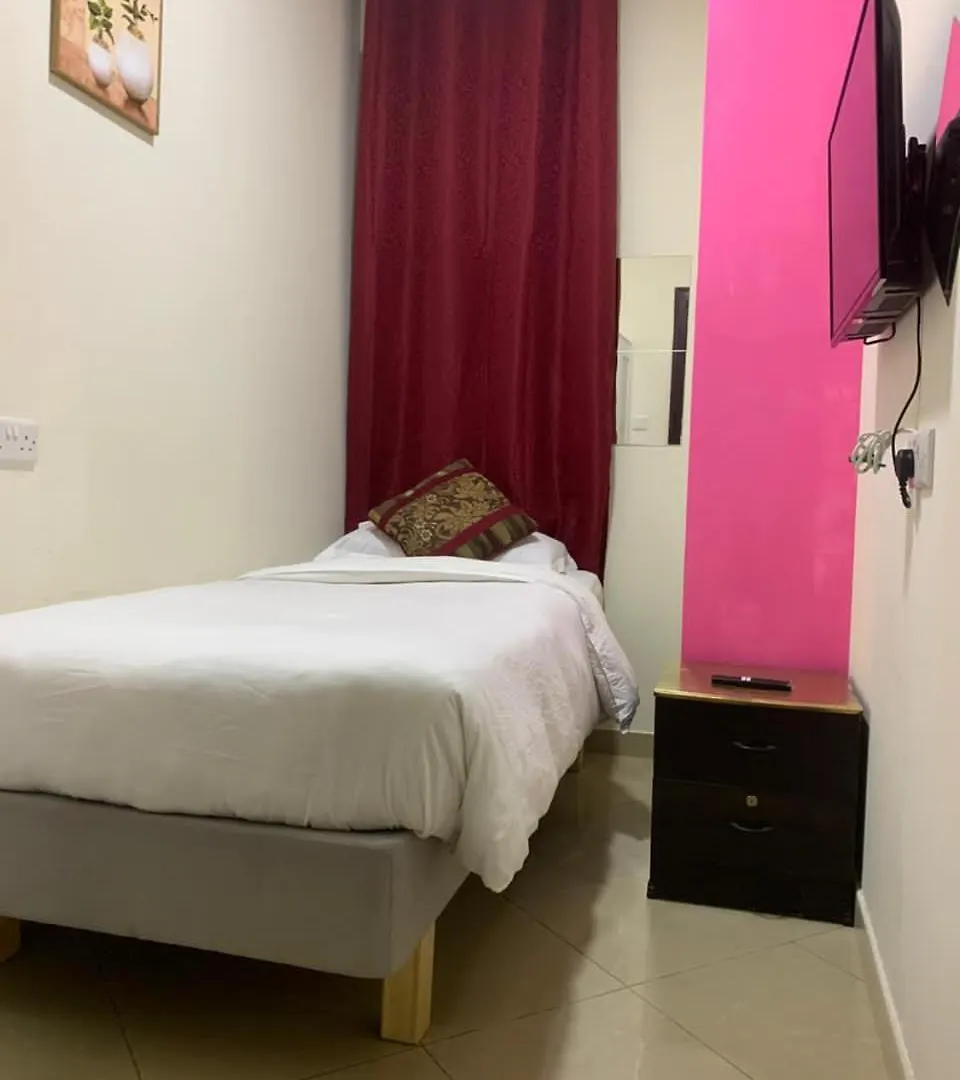 Nice Single Rooms For 