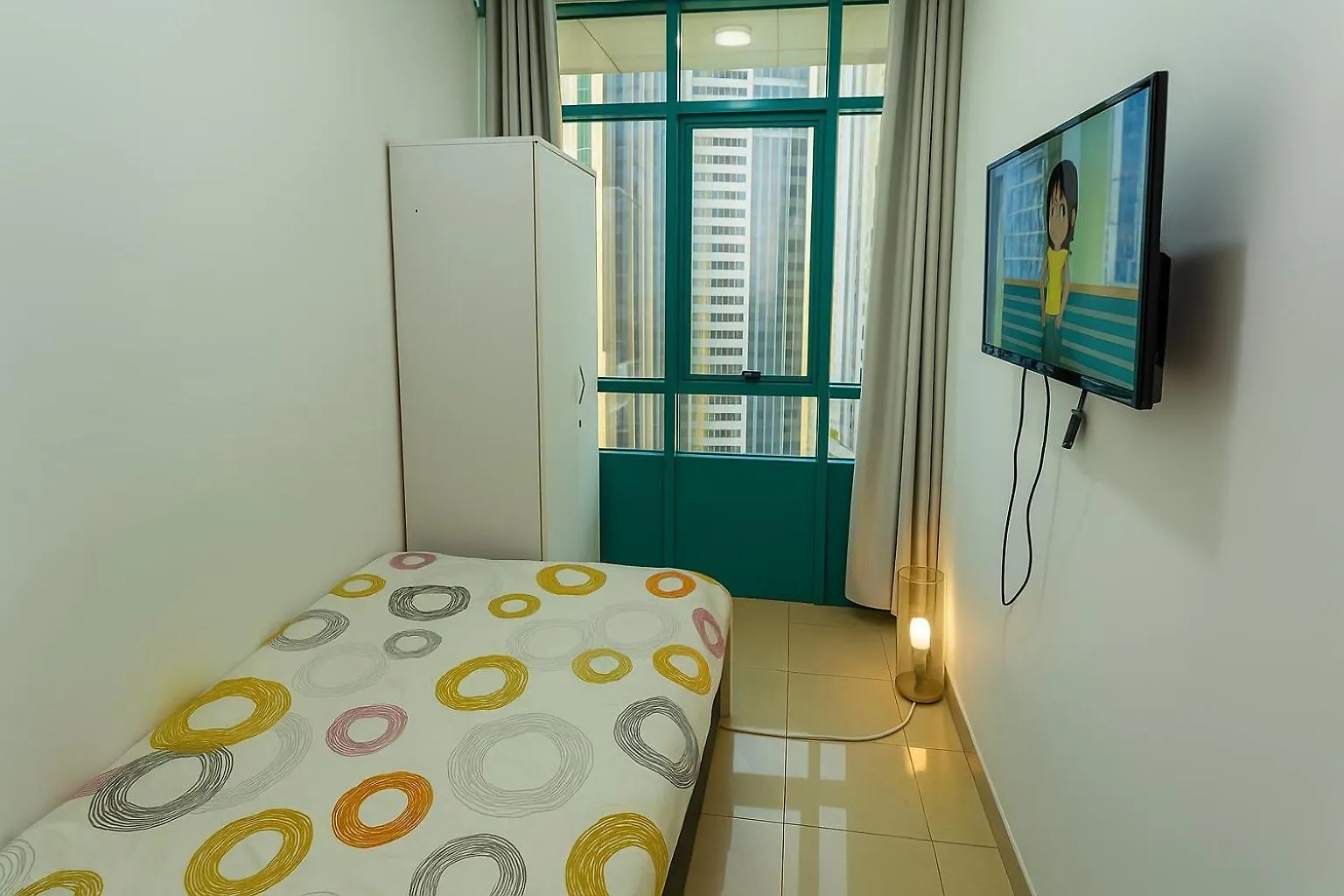 Nice Single Rooms For 