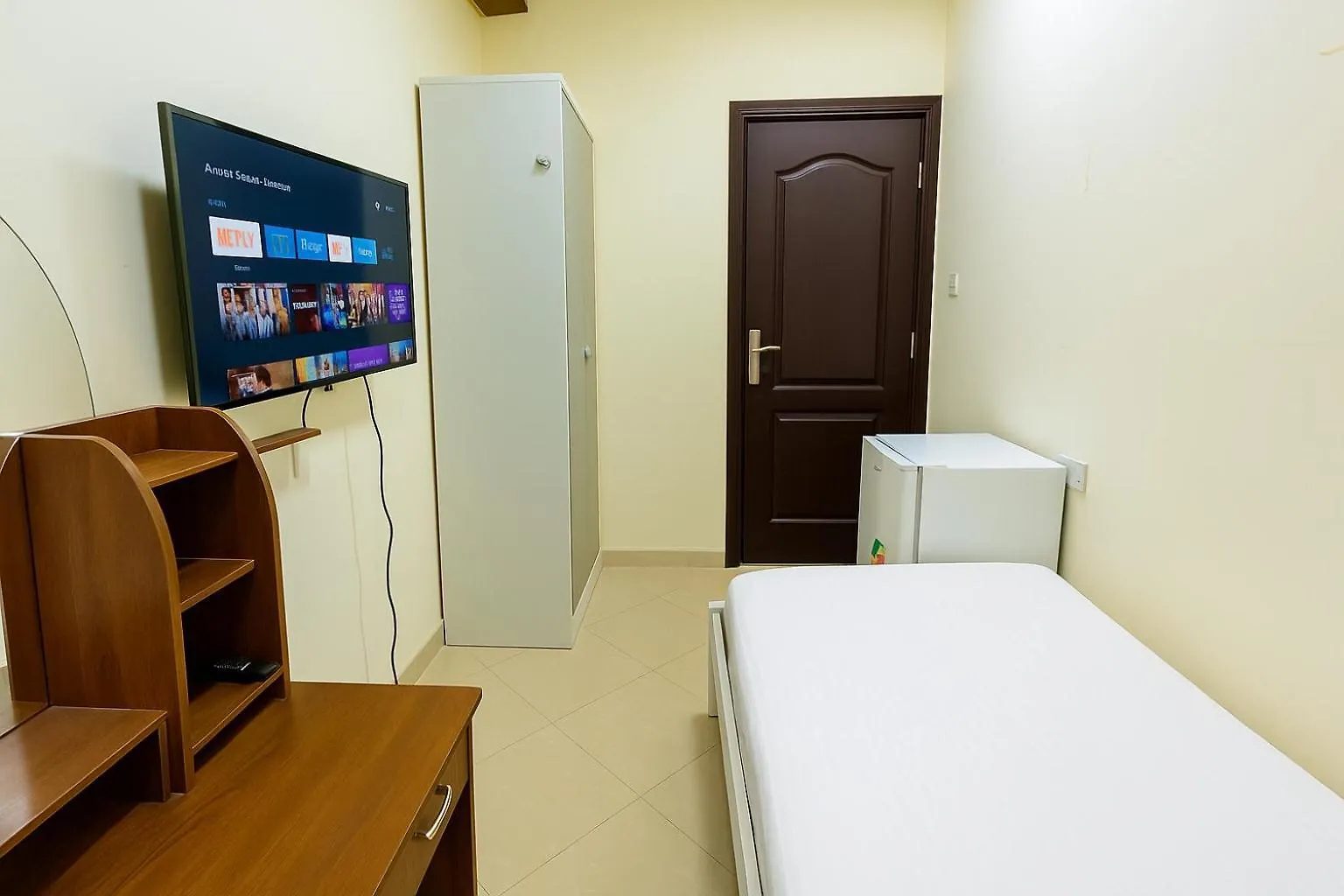 Nice Single Rooms For 