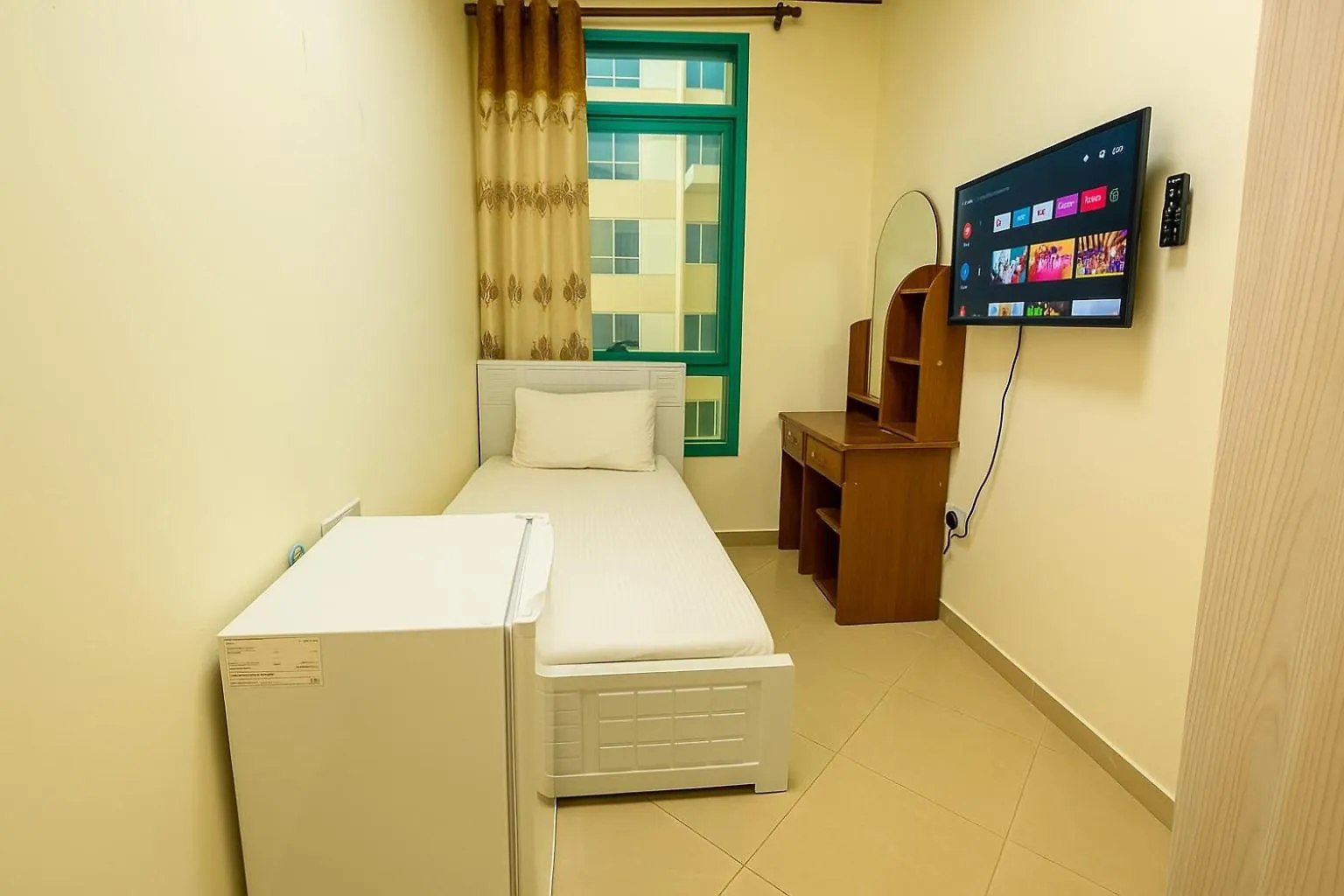 Nice Single Rooms For 