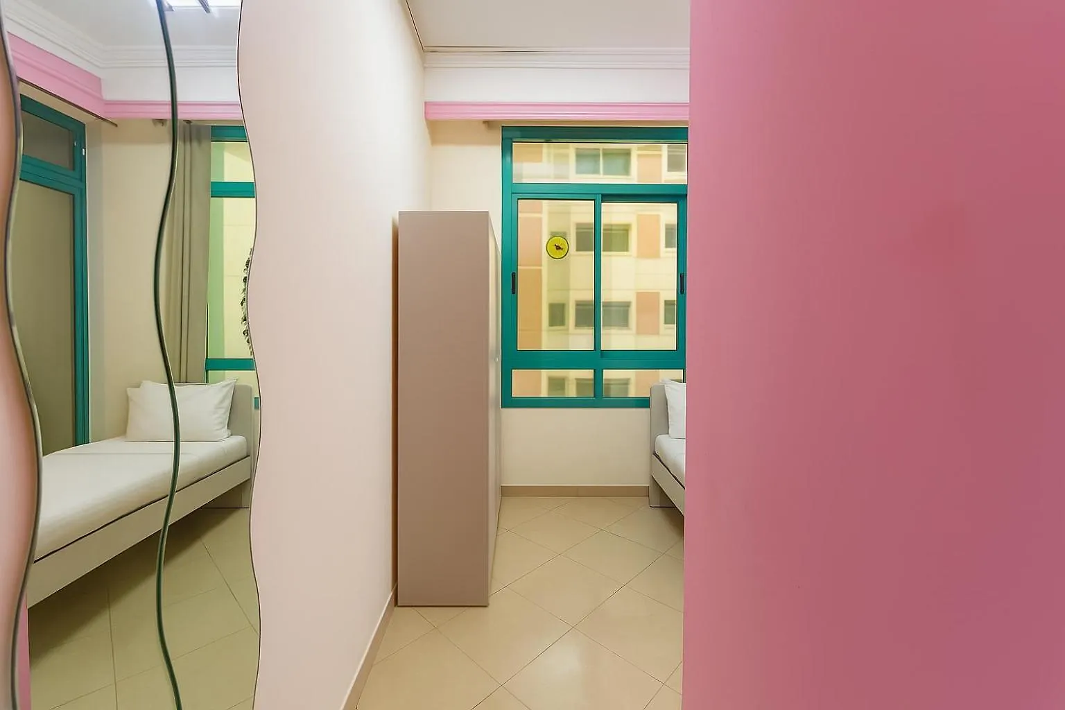 Nice Single Rooms For 