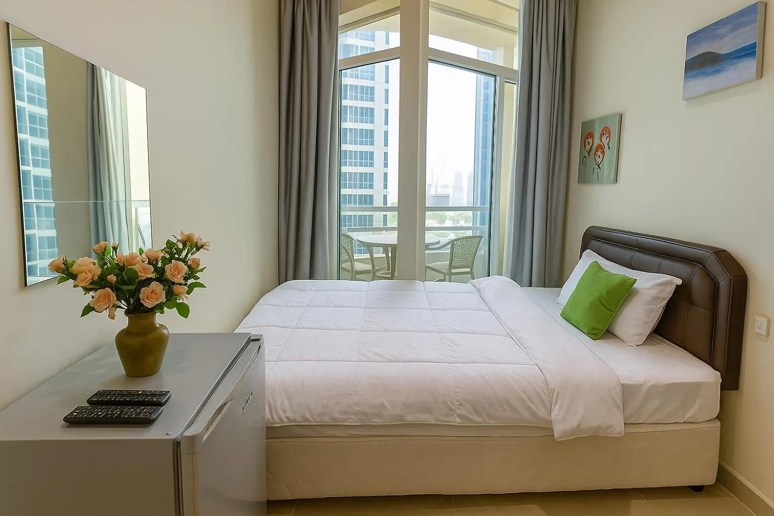 Nice Single Rooms For 